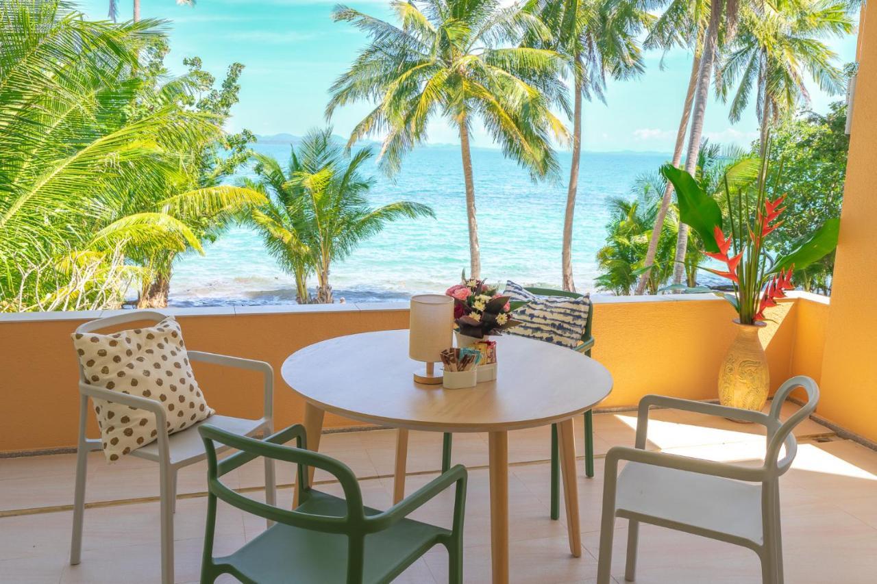 Coral Cove Beachfront - *