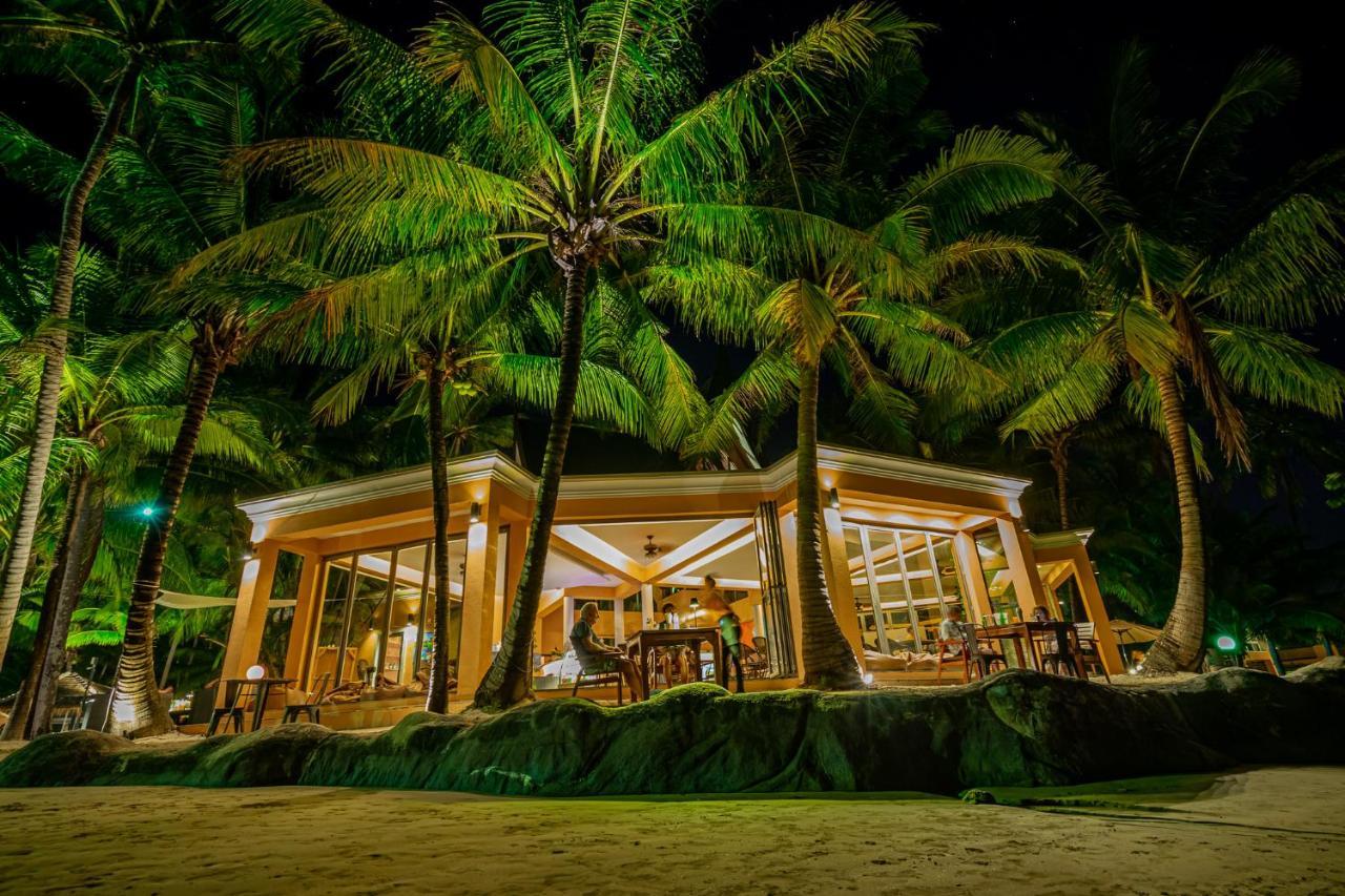 Villa Coral Cove Beachfront - *